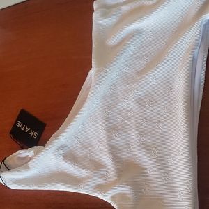 Skatie- Nicole one piece bathing suit